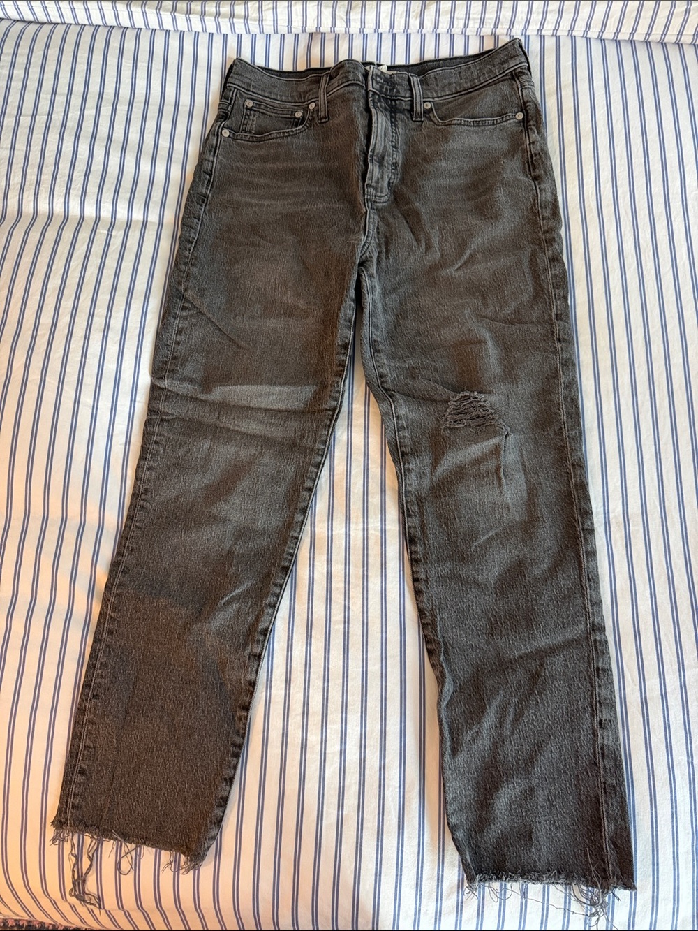Madewell Women's Perfect Vintage Jeans in Washed Black with Distressed Knee